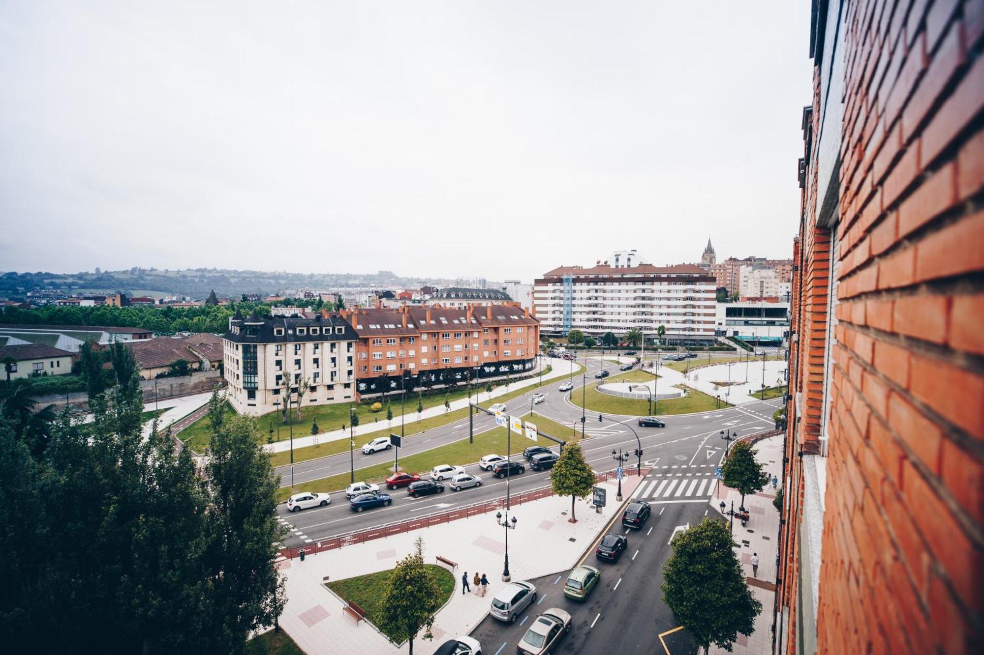 Apartamento Los Gascones オビエド エクステリア 写真